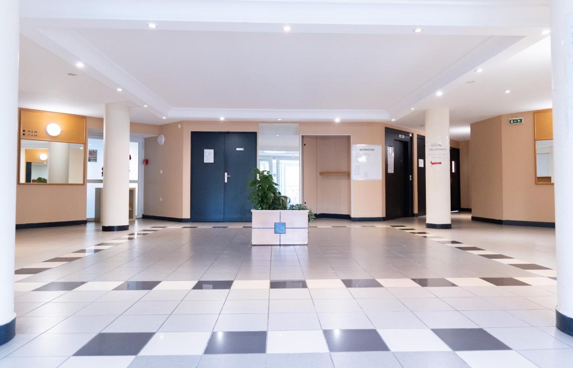 Cosy Appartement - 4 Personnes - Disneyland & Paris Bussy-Saint-Georges Buitenkant foto