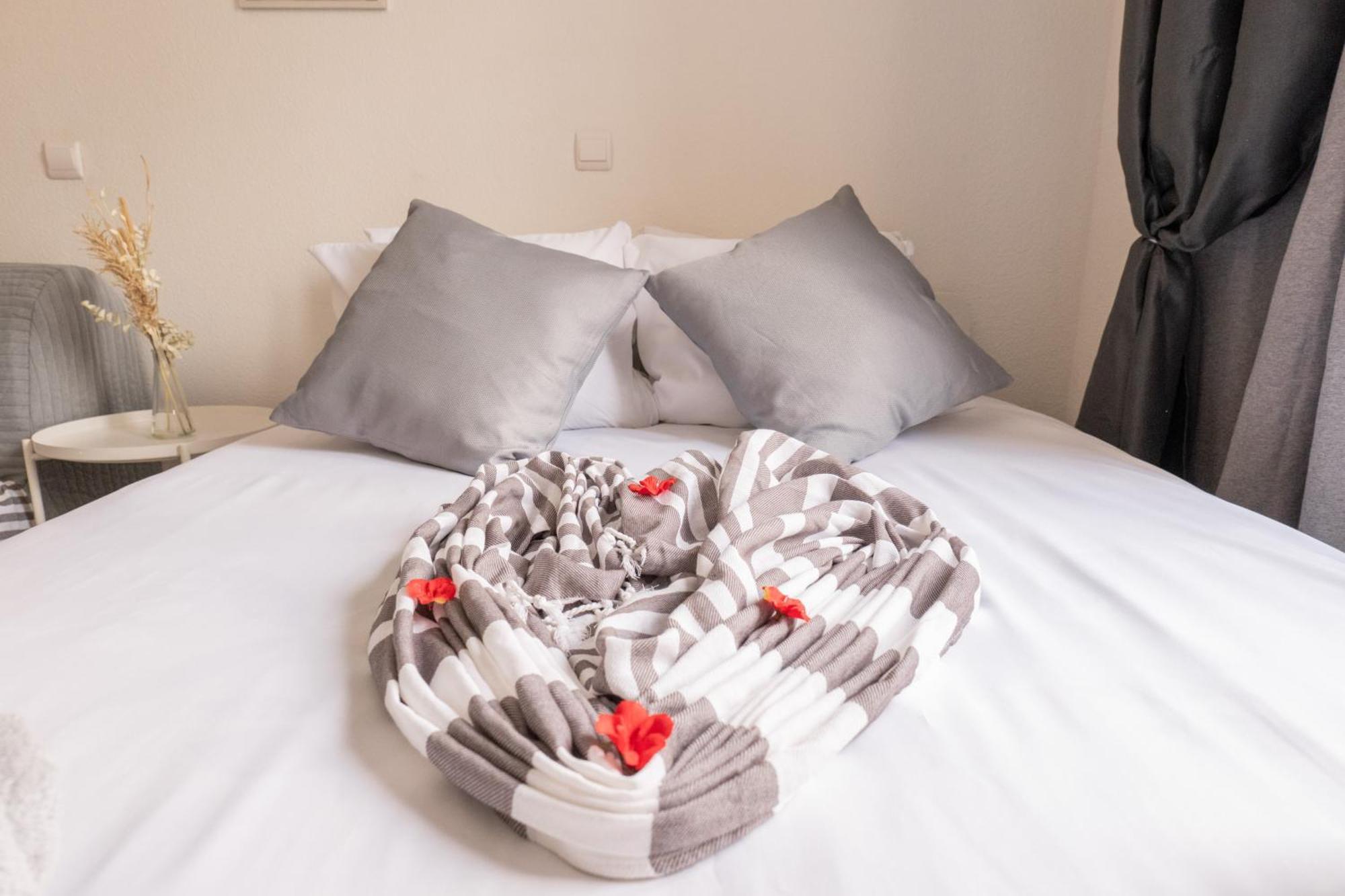 Cosy Appartement - 4 Personnes - Disneyland & Paris Bussy-Saint-Georges Buitenkant foto